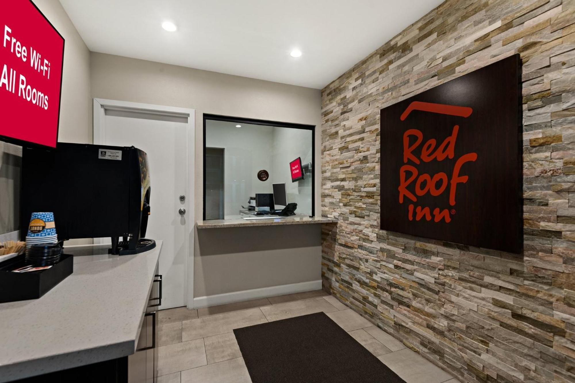 Red Roof Inn Carson - Wilmington, Ca Los Angeles Bagian luar foto