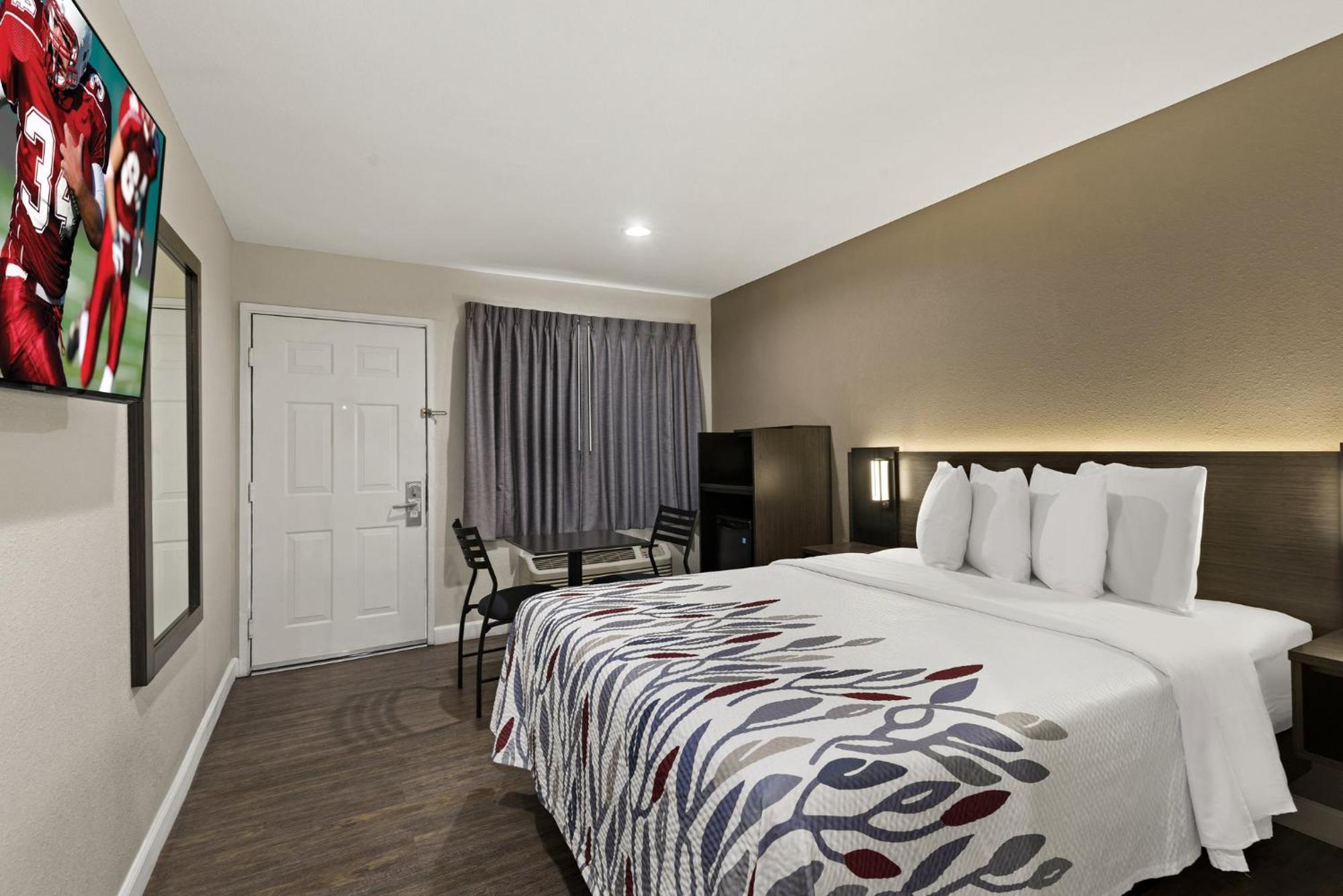 Red Roof Inn Carson - Wilmington, Ca Los Angeles Bagian luar foto