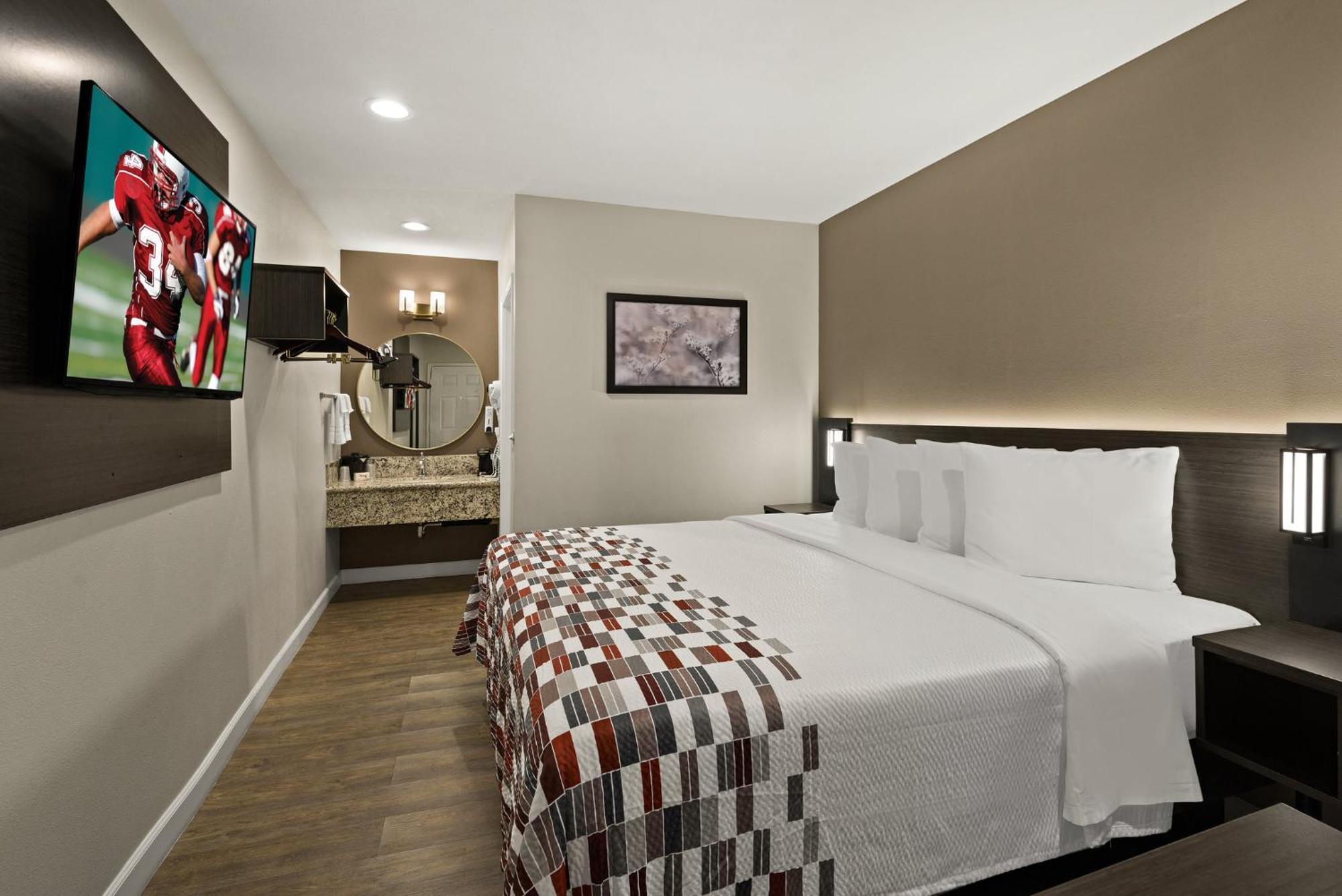 Red Roof Inn Carson - Wilmington, Ca Los Angeles Bagian luar foto