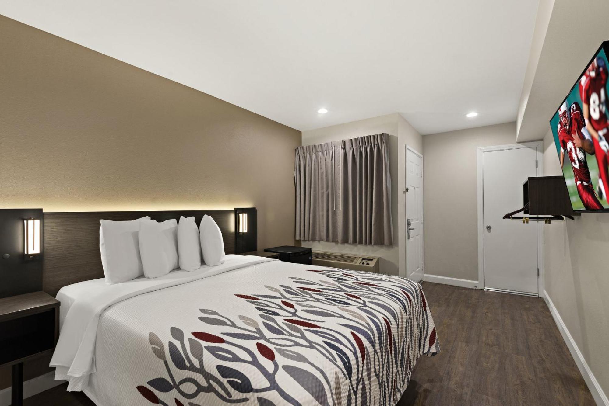 Red Roof Inn Carson - Wilmington, Ca Los Angeles Bagian luar foto