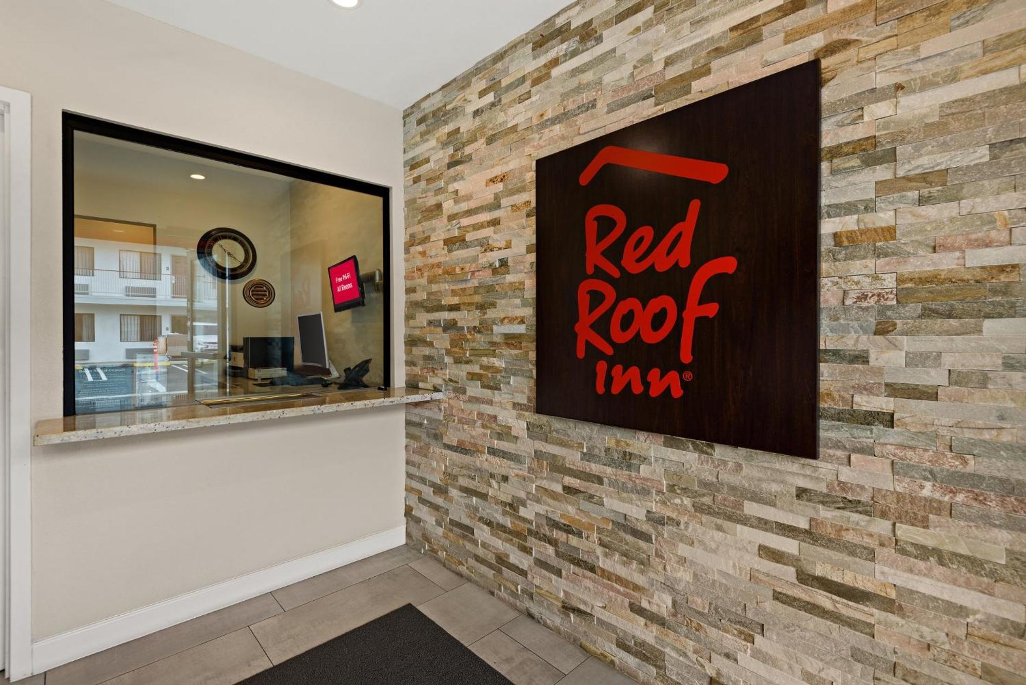 Red Roof Inn Carson - Wilmington, Ca Los Angeles Bagian luar foto